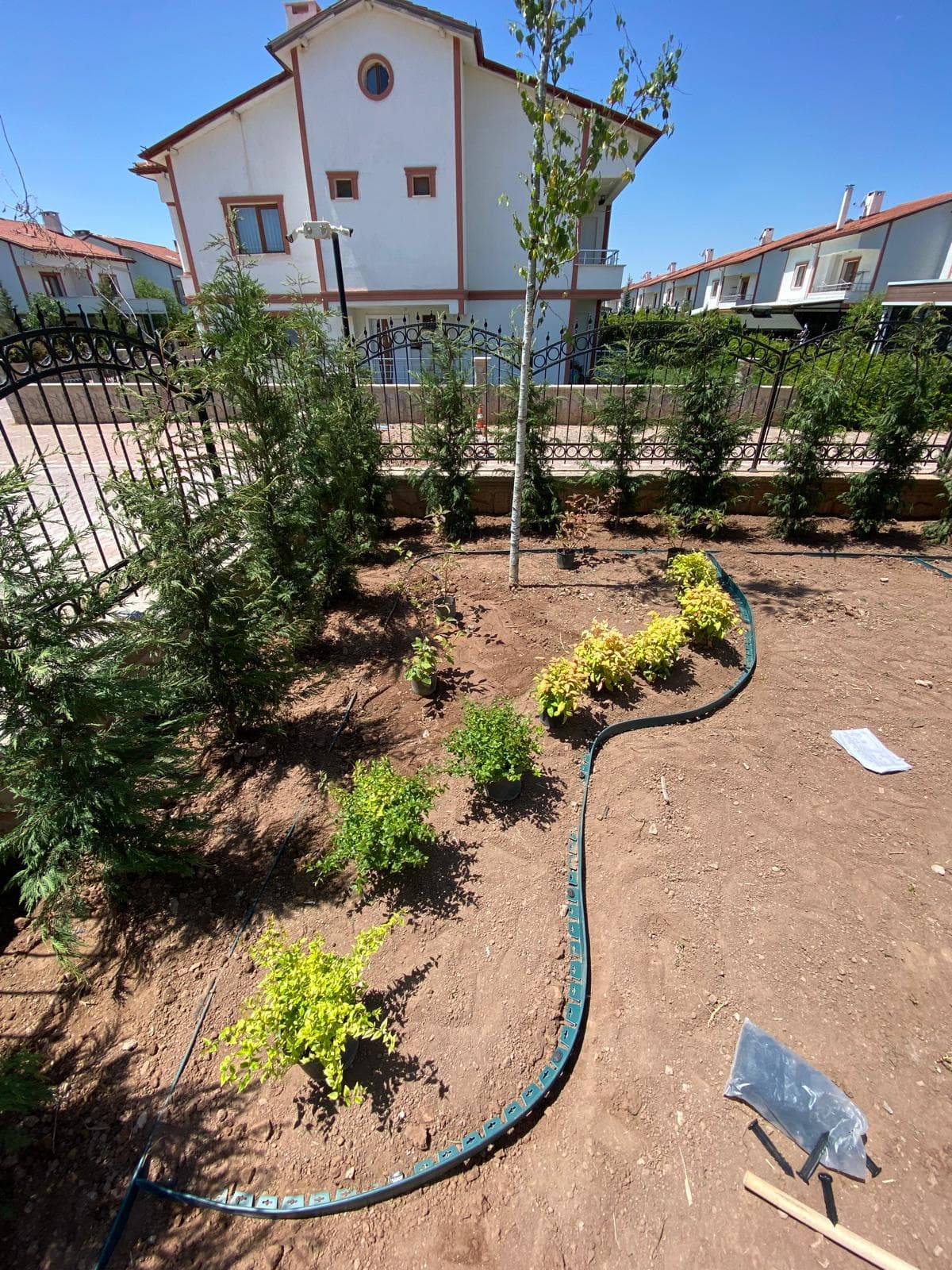 Modern Villa Bahçe Tasarımı - Görsel 2